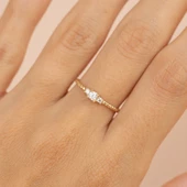 8 Ayar Altın Taşlı Burgulu Kadın Yüzük - 1