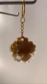 Şeffaf Epoksi İçinde Gold Süslemeli Çiçek Desenli Gold Aksesuarlı Epoksi Anahtarlık El Yapımı Hediyelik thumbnail 6
