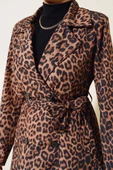 Leopar Desenli Kuşaklı Trençkot Camel - 4
