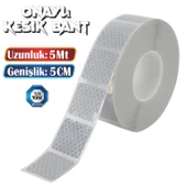 Tüvtürk Onaylı 5 Metre Beyaz Parçalı Reflektörlü Reflektif Fosforlu Şerit Bant Kesikli İkaz Bandı thumbnail 1