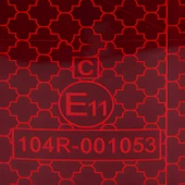 Tüvtürk Onaylı 5 Metre Kırmızı Parçalı Reflektörlü Reflektif Fosforlu Şerit Bant Kesikli İkaz Bandı thumbnail 4