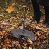 Fiskars 1063090 Solid Çim ve Yaprak Tırmığı thumbnail 3