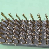 Metal Tel Fırça Plastik Saplı Pas Kir Sökme Temizleme Fırçası thumbnail 6