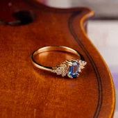 8 Ayar Altın Baget Taşlı Kadın Yüzük - 4