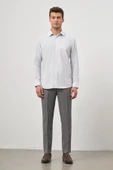 Beyaz Uzun Kol Kareli Desen Bez Ayağı Sert Yaka Cepli Pamuklu Classic Comfort Fit Gömlek 1004245159 - 4