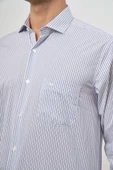 Beyaz Uzun Kol Desen Yarım İtalyan Yaka Cepli Pamuklu Classic Comfort Fit Gömlek 1004245180 - 6