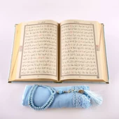 Şal + Tesbih + Kuran Hediye Seti (Hafız Boy, Kadife, Şems Lafzatullah, Açık Mavi) thumbnail 4