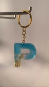 Deniz Mavisi Renk Gold Taşlı Gold Aksesuarlı P Harfi Şekil Epoksi Anahtarlık El Yapımı Hediyelik - 2
