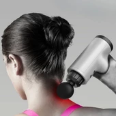 6 Farklı Seviyeli Titreşimli 4 Farklı Başlıklı Büyük Boy Masaj Tabancası thumbnail 2