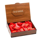 Sevdiklerinize Özel Ahşap Hediye Kutusunda 40 Adet Napoliten Çikolata ( İyi ki Varsın Yazılı ) thumbnail 1