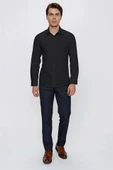 Siyah Uzun Kol Sert Yaka  Slim Fit Dar Kesim Basic Gömlek 1004225057 thumbnail 2