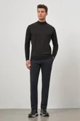 Siyah Uzun Kol Kendinden Desenli Örme Yarım Balıkçı Yaka Classic Comfort Fit Triko 1012245159 - 2