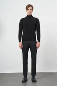 Siyah Uzun Kol Düz Örme Tam Balıkçı Yaka Classic Comfort Fit Triko 1012245004 thumbnail 2