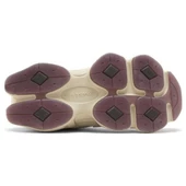 Sydney McLaughlin-Levrone x 9060 Linen Black Coffee - 4