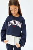 Koton Kız Çocuk Sweatshirt London Şehir Baskılı Bisiklet Yaka Gömlek Etek Ucu Detaylı Şardonlu - 1