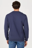Wrangler W646H1114 Lacivert Erkek Göğüsten Yazı Detaylı Bisiklet Yaka Üç İplik Sweat - 6