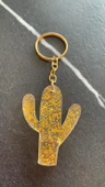 Şeffaf İçinde Gold Simli Gold Aksesuarlı Kaktüs Şekil Epoksi Anahtarlık El Yapımı Hediyelik thumbnail 8