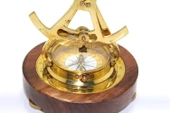 Pirinç Pusulalı Dürbün 2372a - 2