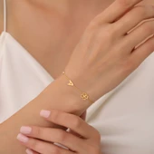 925 Ayar Gümüş Yonca Harf ve Taşlı Şans Bileklik thumbnail 1