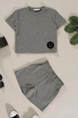 Emoji Detaylı Gri Alt Üst Şort Takım thumbnail 1