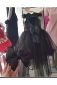 Kız Çocuk Siyah Kabarık Sırt Kalp Detaylı Kuyruklu Elbise thumbnail 1