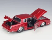 Maisto 1986 Chevrolet Monte Carlo SS 1:24 Kırmızı Model Araba - 5