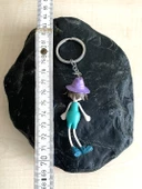 KIZ ÇOCUĞU TEMALI PLASTİK ANAHTARLIK - 5