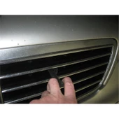 Mercedes 220 Cdı Motor Kaputu Açma Kolu thumbnail 4