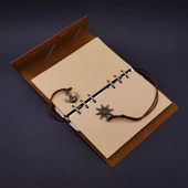 Kahverengi Deri Pusula Tasarımlı Defter Ve Metal Kalem Seti - 2