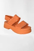 Dolgulu Oranj Çift Bant Kadın Sandalet - 2