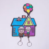 Yukarı Bak Carl ve Ellie Kalpli Çift Anahtarlığı  ve  Askısı thumbnail 1