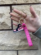 Ayakkabı Tasarımlı Yeni Model Anahtarlık Çanta Süsü - 2