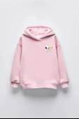 KIZ ÇOCUK SNOOPY BASKILI KAPÜŞONLU MANŞETLİ SWEATSHİRT - 3