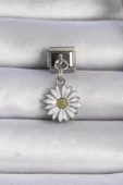 MuI MuI 316L Çelik Gümüş Renk Sallantı Papatya Figür Nomination Charm - 1
