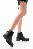 Siyah Toka Aksesuarlı Fermuarlı Günlük Kadın Bot - 1