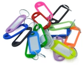 Plastik İsim Yazılabilen Karışık Renk 15 adet Anahtarlık (5cmx2cm) - 1