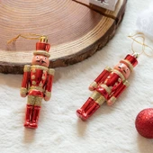 ÖZEL VIP DELUXE 4 ADET FINDIK KIRAN YILBAŞI AĞAÇ SÜSÜ 13 CM PARLAK SİMLİ KIRMIZI NOEL SÜSLERİ thumbnail 1