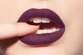 Dior Rouge 962 Poison Matte Ruj thumbnail 2