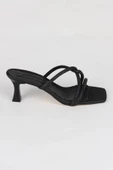 Siyah Taşlı Çapraz Bantlı Topuklu Abiye Terlik - Monoce - 2