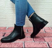 Voyager 8479 Siyah Yandan Fermuarlı Hakiki Deri Kaymaz Kare Topuk Bayan Bot thumbnail 4