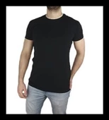 Yaka Detaylı Siyah T-shirt - 1