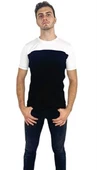 Beyaz Siyah Renkli T-shirt thumbnail 1