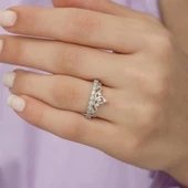 Zirkon Taşlı Sarmaşık Kraliçe Tacı Tektaş Gümüş Bayan Yüzük thumbnail 10