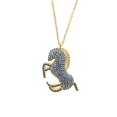 925 Ayar Gümüş Safir Taşlı Şahlanan At Modeli Kolye thumbnail 2