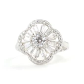 925 Ayar Gümüş Yonca Modeli Baget ve Zirkon Taşlı Yüzük thumbnail 3