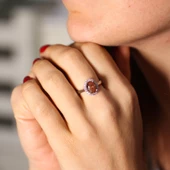 925 Ayar Gümüş Oval Zultanit Taşlı Yüzük thumbnail 2