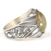 925 Ayar Gümüş Yeşil Renkli Sıkma Kehribar Taşlı Elişi Kalemli Erkek Yüzük thumbnail 3