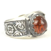 925 Ayar Gümüş Yuvarlak Sıkma Kehribar Taşlı Elişi Kalemli Erkek Yüzük thumbnail 2