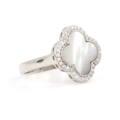 925 Ayar Gümüş Yonca Modeli Sedef ve Zirkon Taşlı Yüzük thumbnail 2