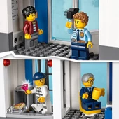 Lego City 60246 Police Station thumbnail 6